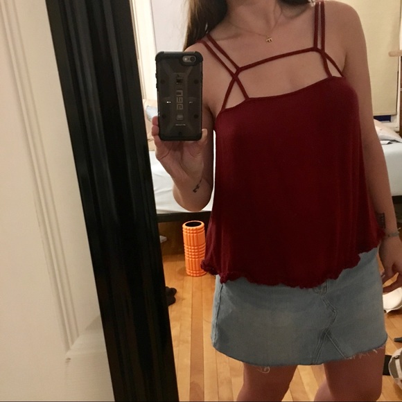 Maroon strappy tank top - Picture 5 of 5